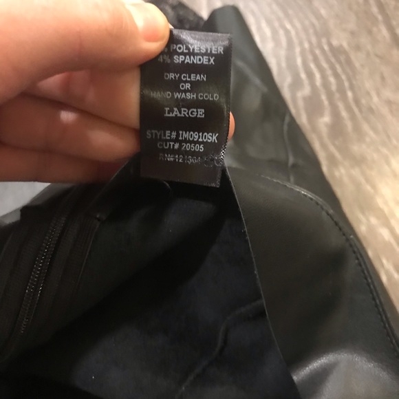 Black PU leather fit & flare lace trim skirt - Picture 3 of 3